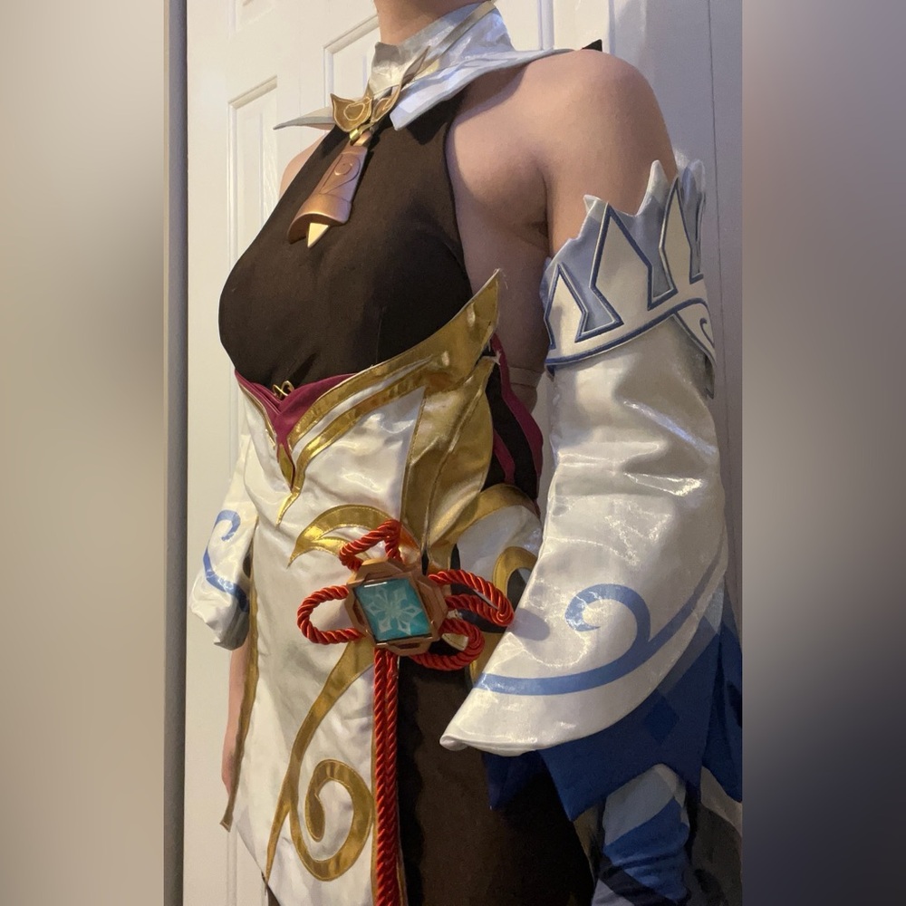 Uwowo Genshin impact Ganyu cosplay size small
